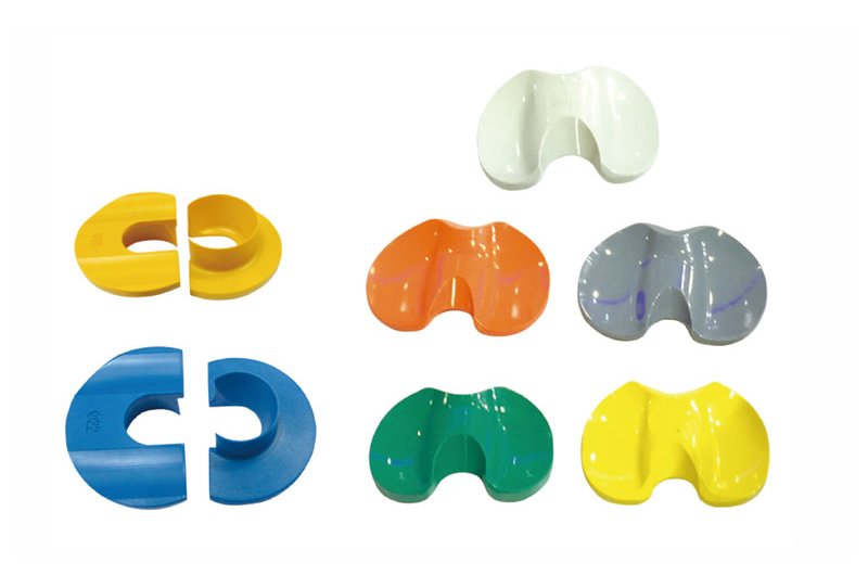 Extracteur et Coussin Tibial en PPSU