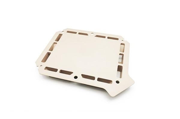 Plaque isolante en PEEK