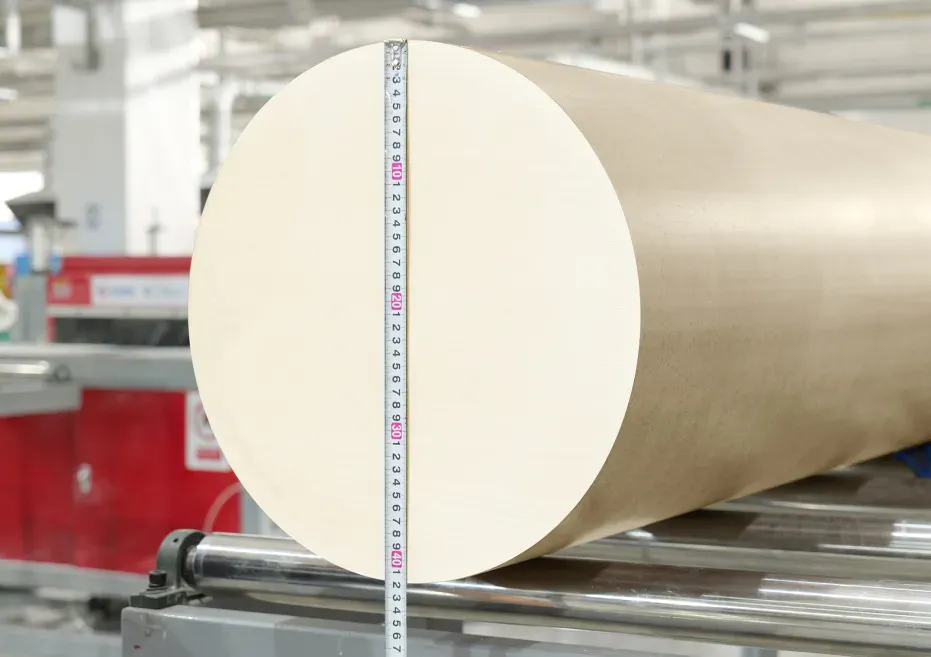 Avancée technologique majeure | Les Plastiques Techniques Junhua ont réussi à extruder des barres de PEEK pur de Φ410mm
